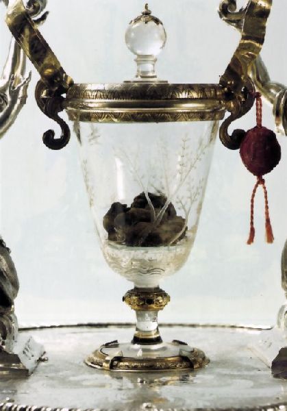 The chalice containing the mummified blood