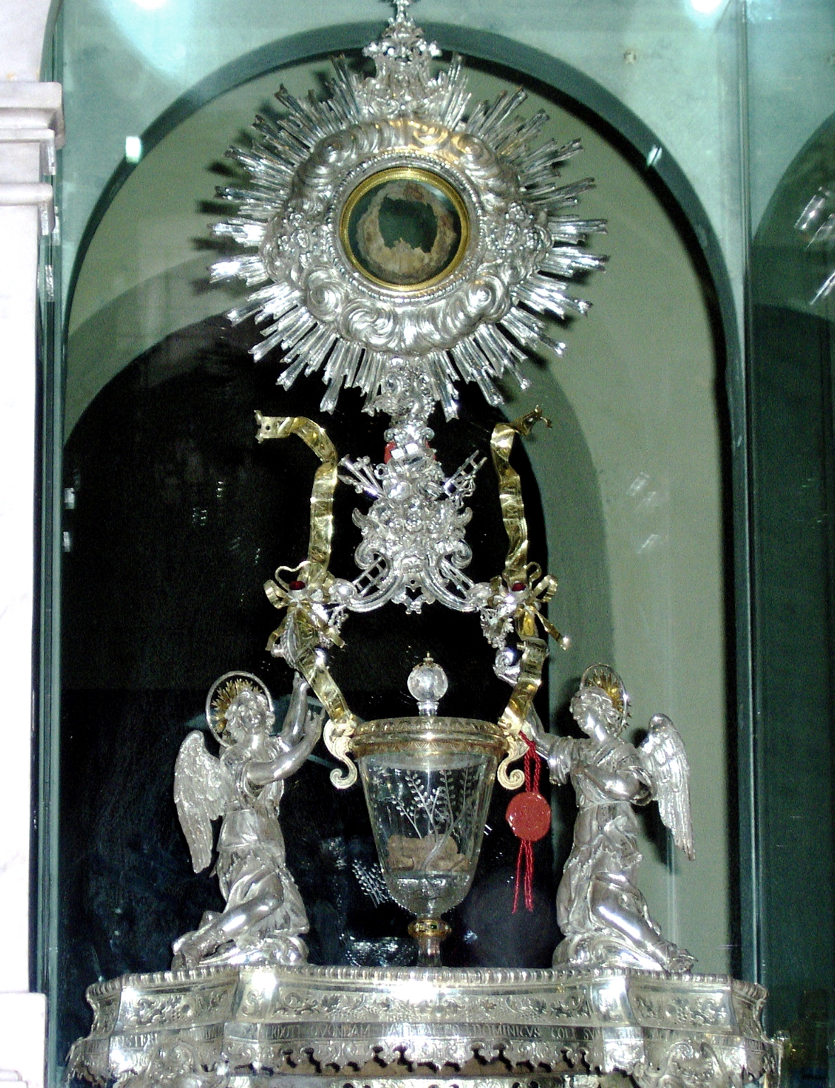 Monstrance containing the Body and Blood of Jesus from the miracle of Lanciano